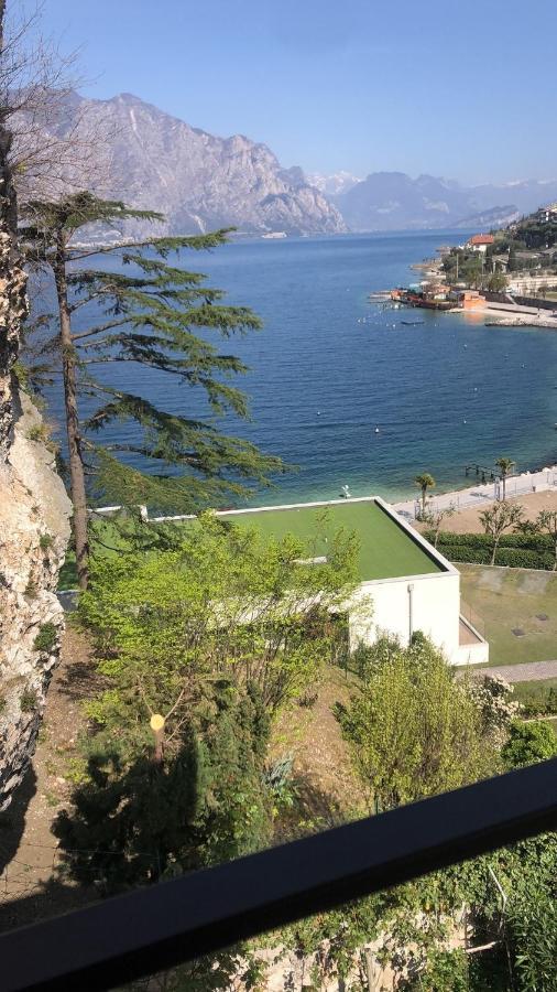 Breathtaking View. Apartment Малчезине Екстериор снимка
