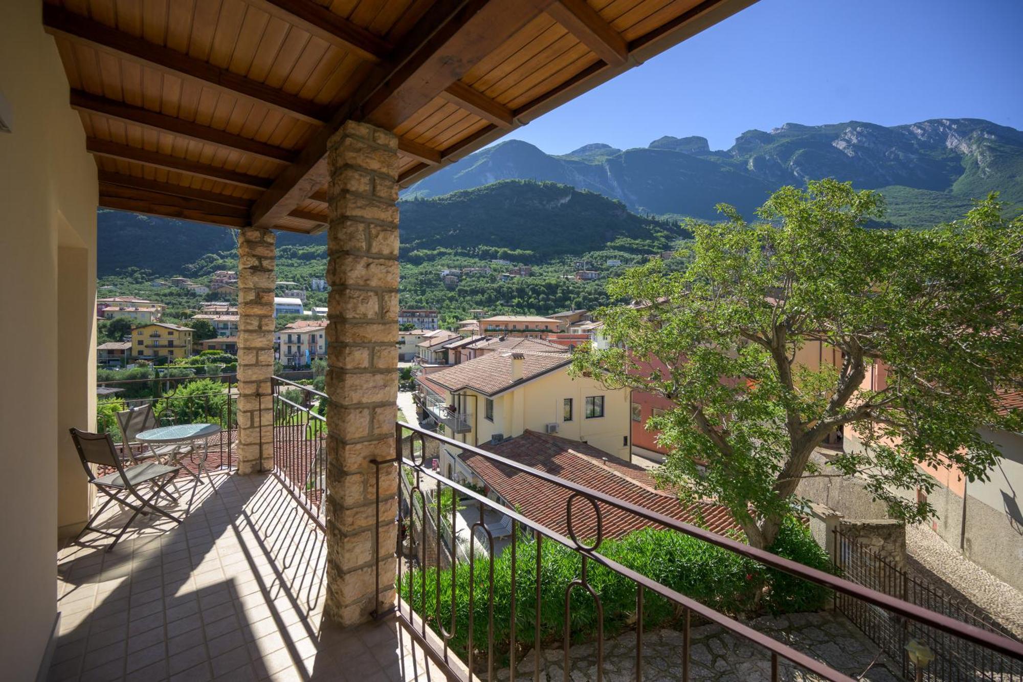 Breathtaking View. Apartment Малчезине Екстериор снимка